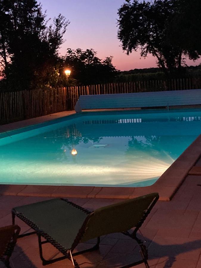 Gites Le Mathelin Lamothe-Montravel Exterior photo